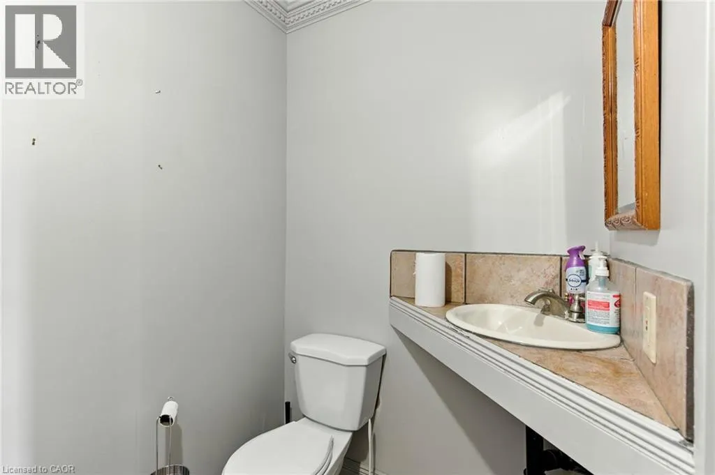 35 KING Street W Unit# Upper, #Upper