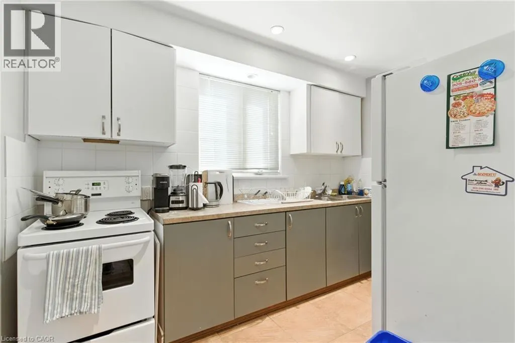 35 KING Street W Unit# Upper, #Upper