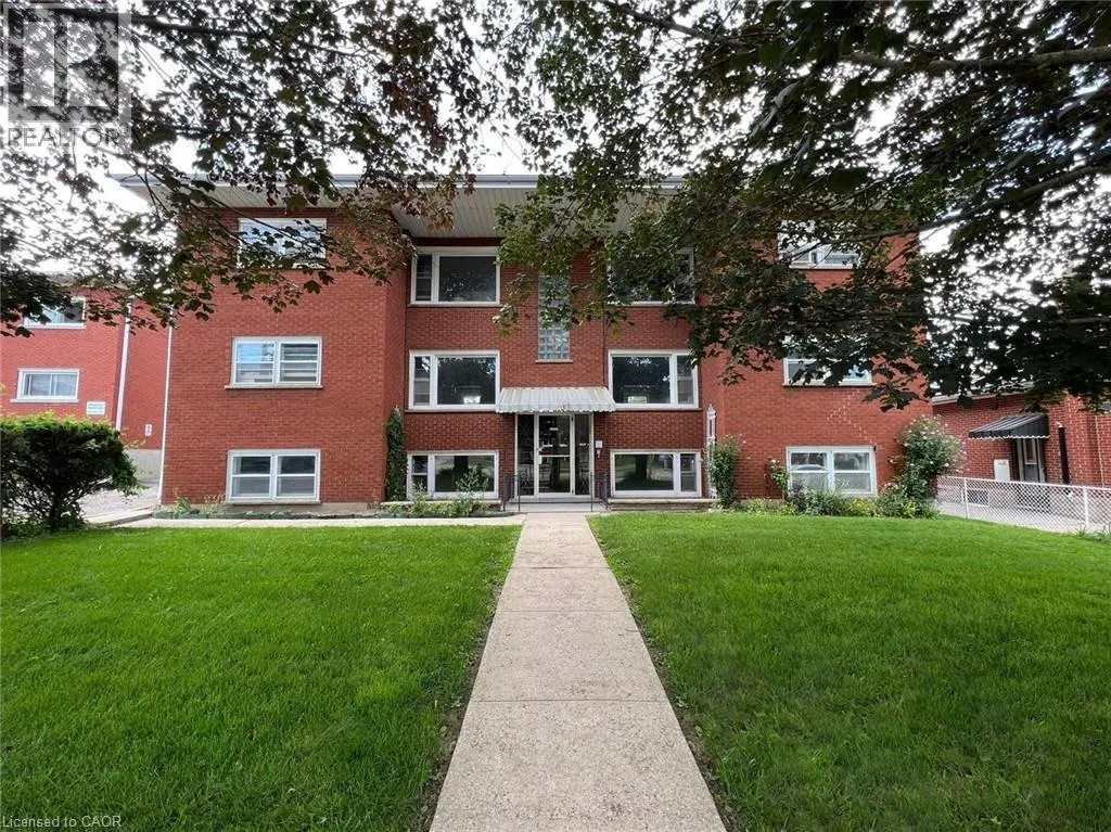 274 OTTAWA Street S Unit# F, #F