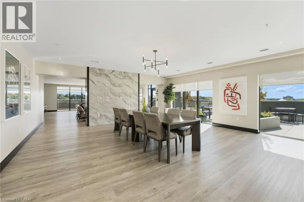 15 GLEBE Street Unit# 1410, #1410