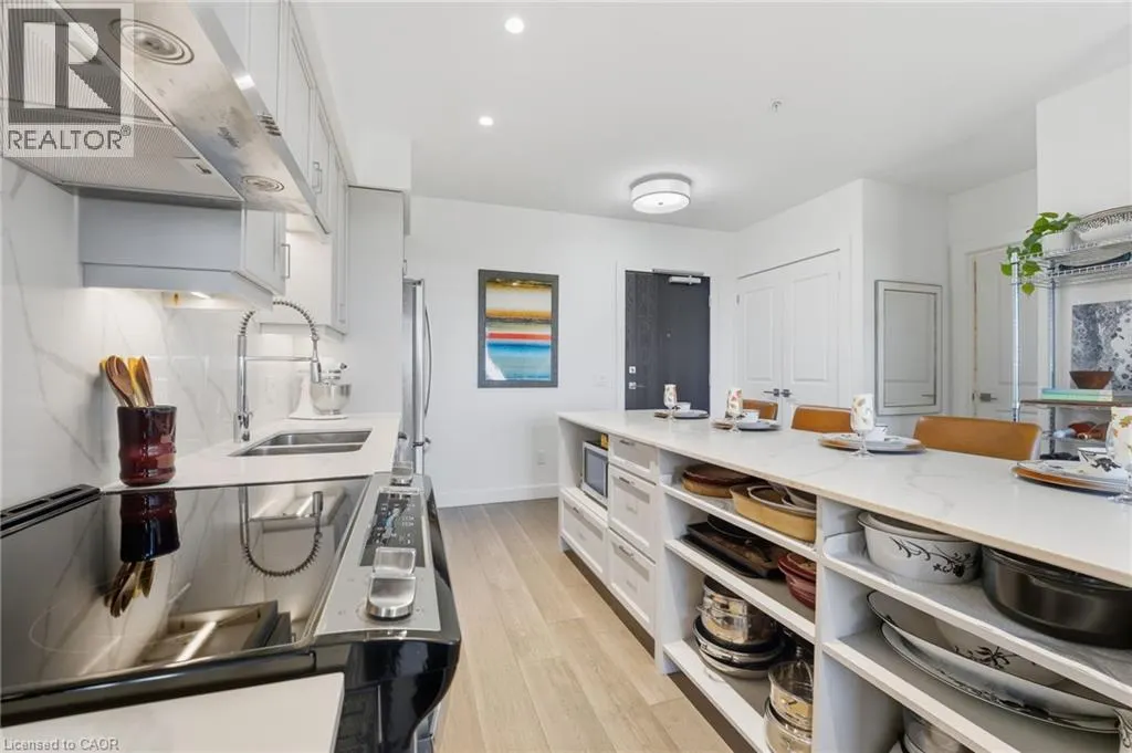15 GLEBE Street Unit# 1410, #1410