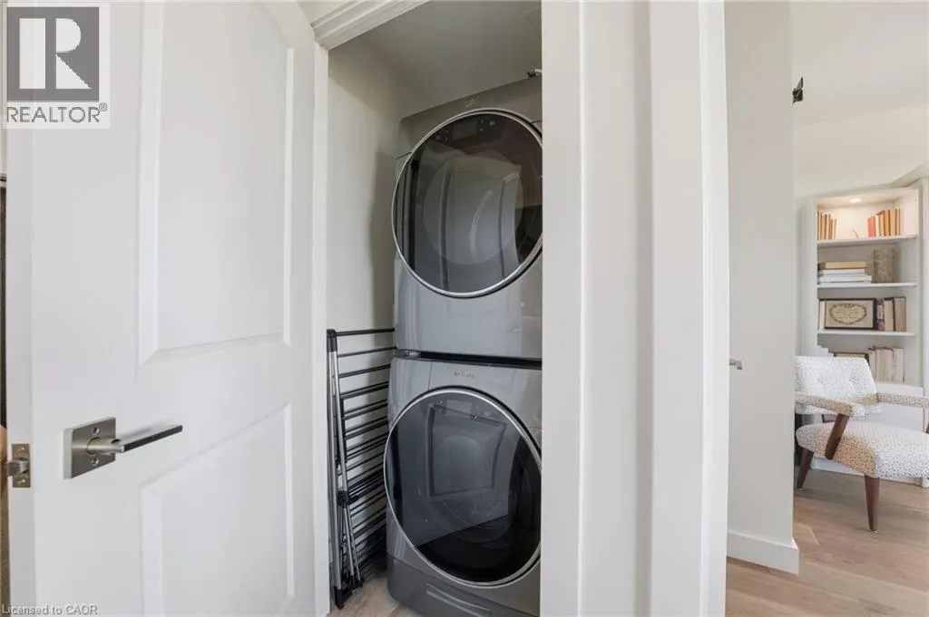 15 GLEBE Street Unit# 1410, #1410