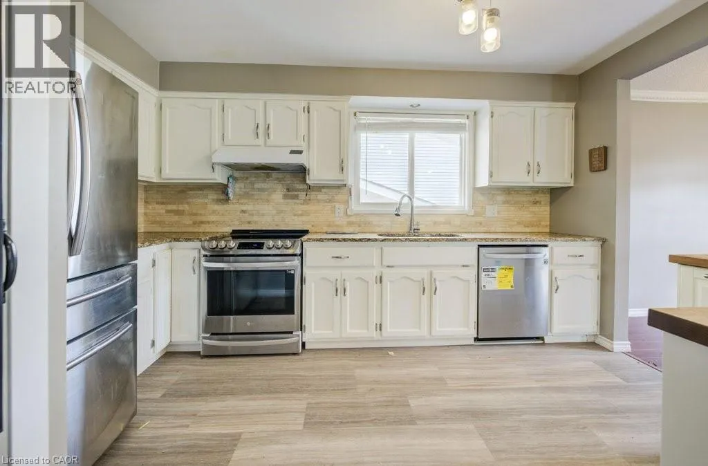 7 FOLKSTONE Crescent