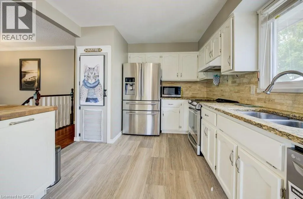 7 FOLKSTONE Crescent