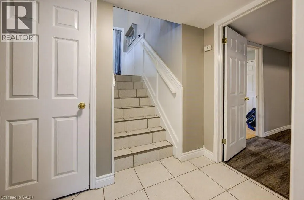 7 FOLKSTONE Crescent