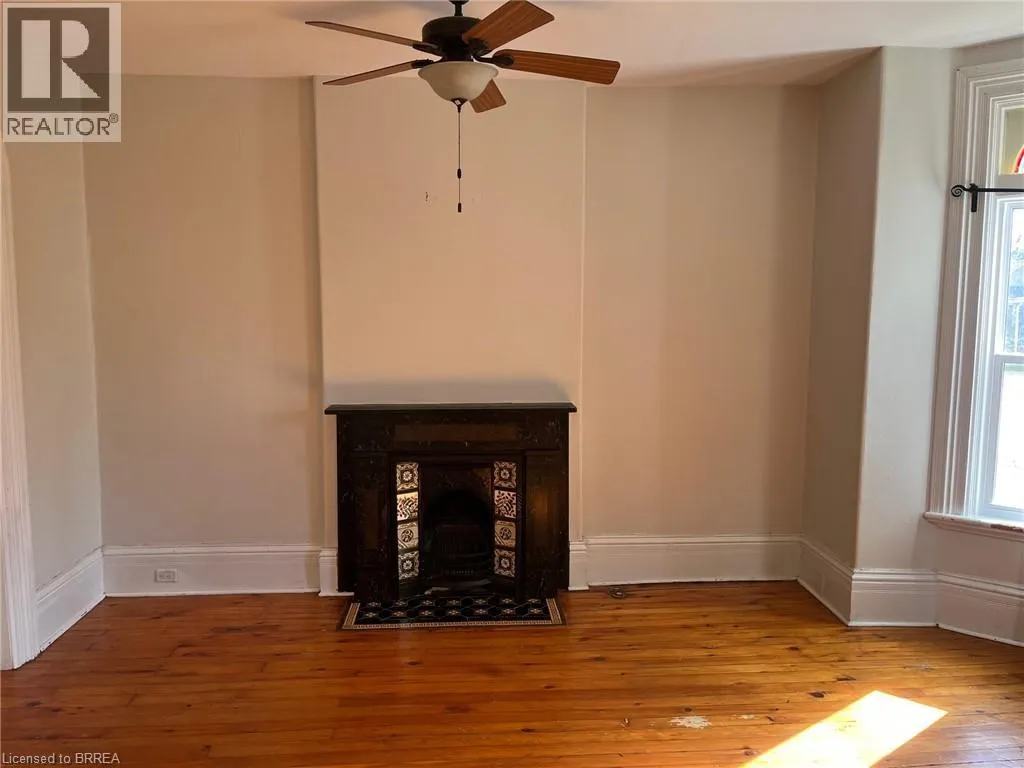 48 SHERIDAN Street Unit# Main, #Main