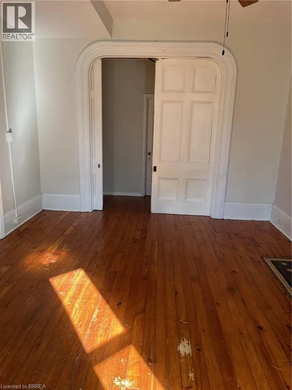 48 SHERIDAN Street Unit# Main, #Main