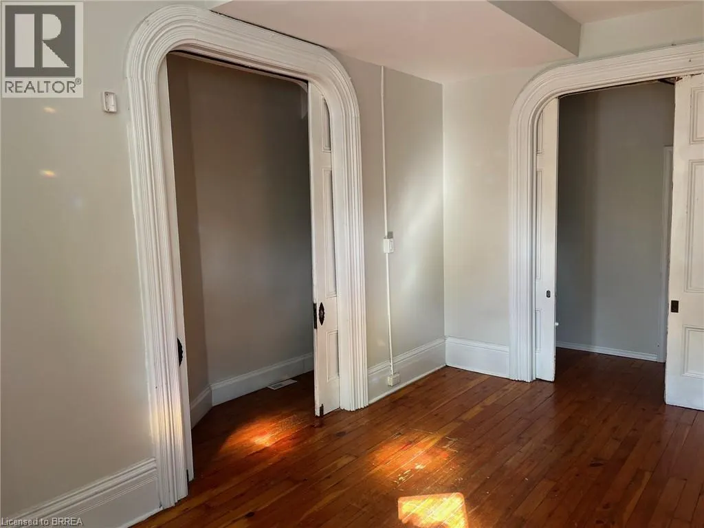 48 SHERIDAN Street Unit# Main, #Main