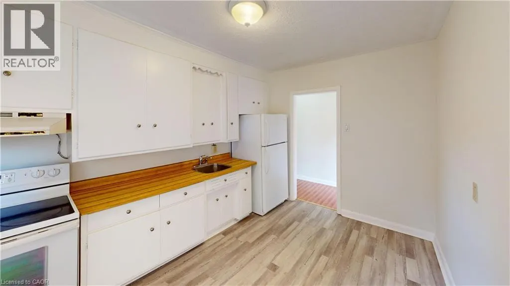 524 KRUG Street Unit# Main Floor, #Main Floor