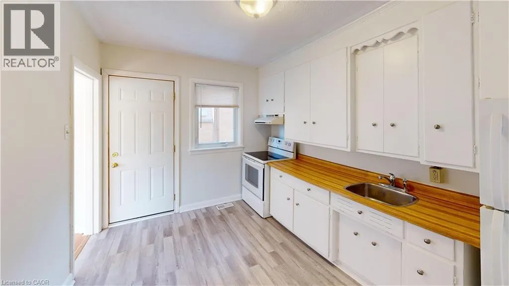 524 KRUG Street Unit# Main Floor, #Main Floor