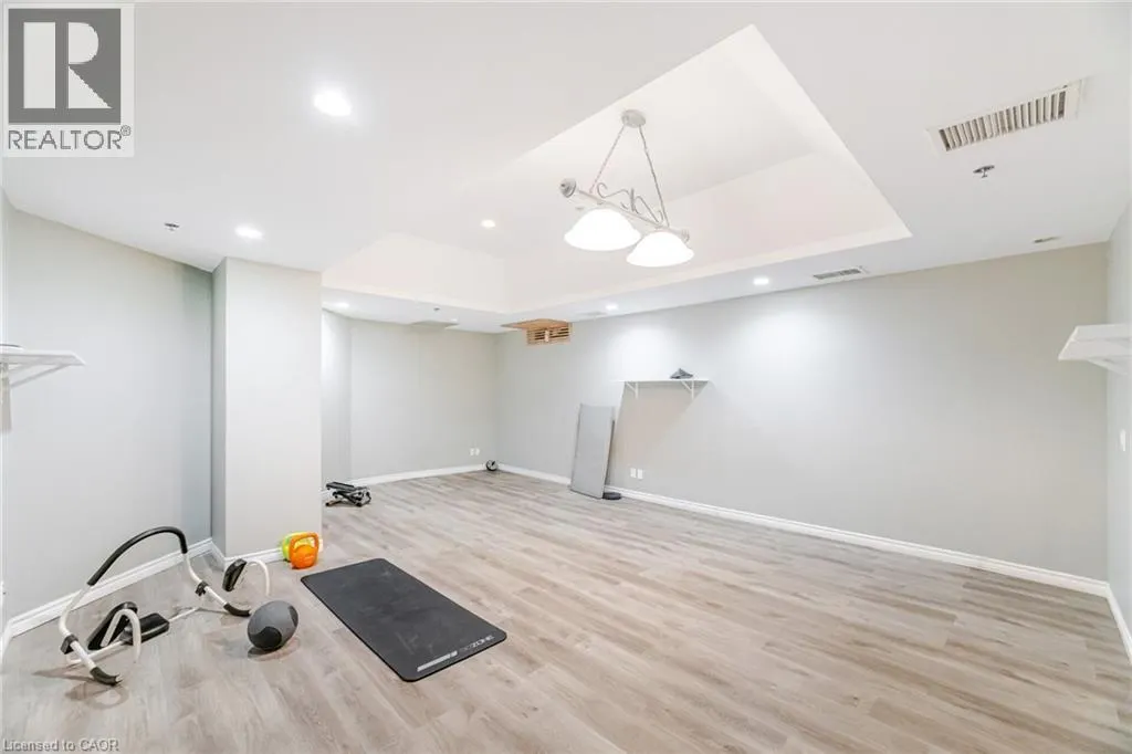 135 JAMES Street S Unit# 1605, #1605