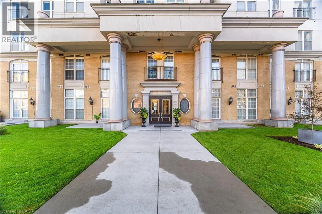 135 JAMES Street S Unit# 1605, #1605