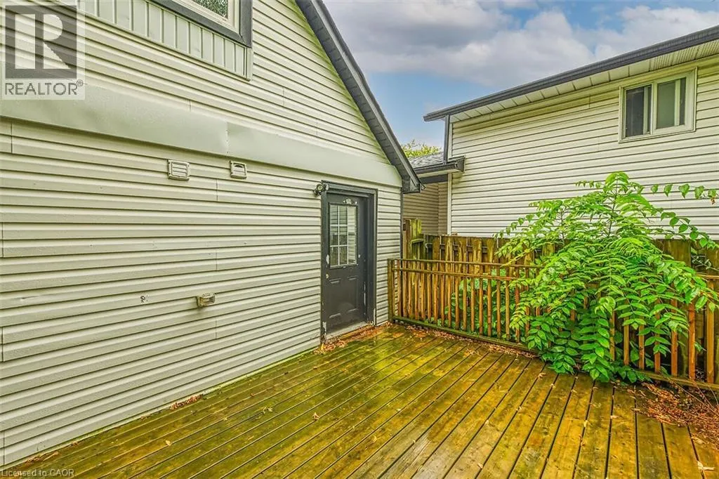 34 RYKERT Street