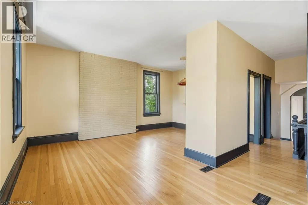 223 BAY Street S Unit# 2, #2
