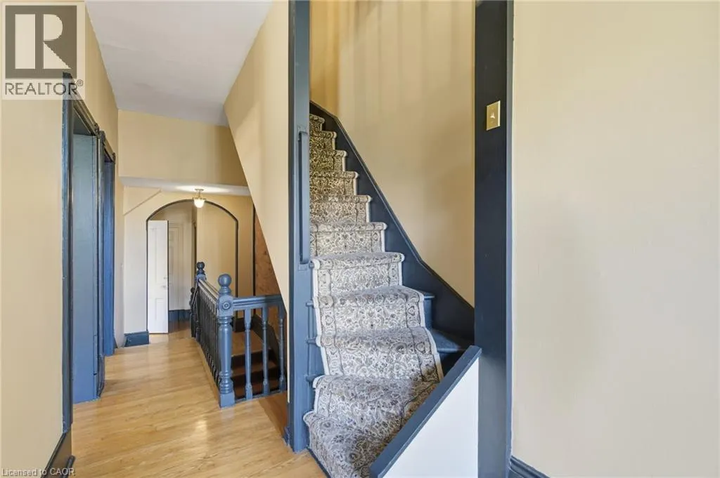 223 BAY Street S Unit# 2, #2