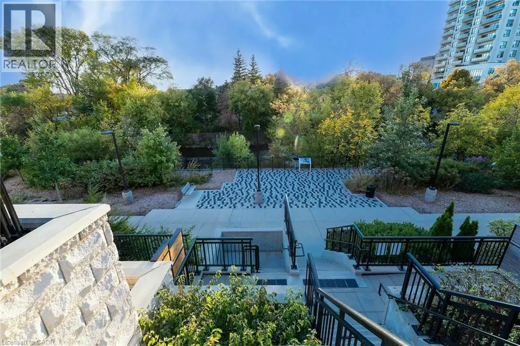 63 ARTHUR Street S Unit# 205, #205