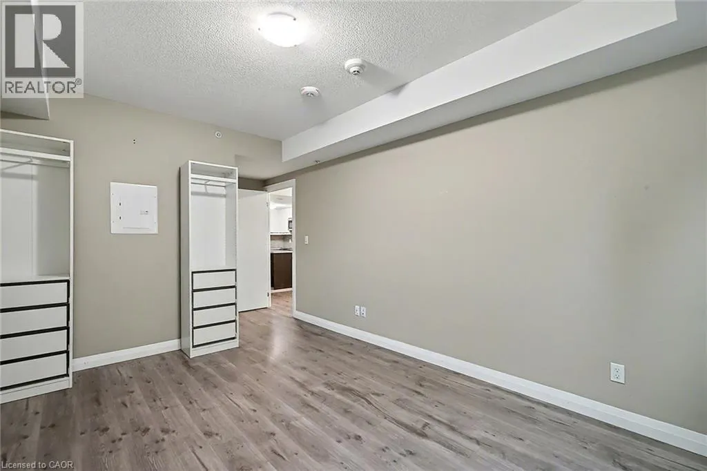 63 ARTHUR Street S Unit# 205, #205