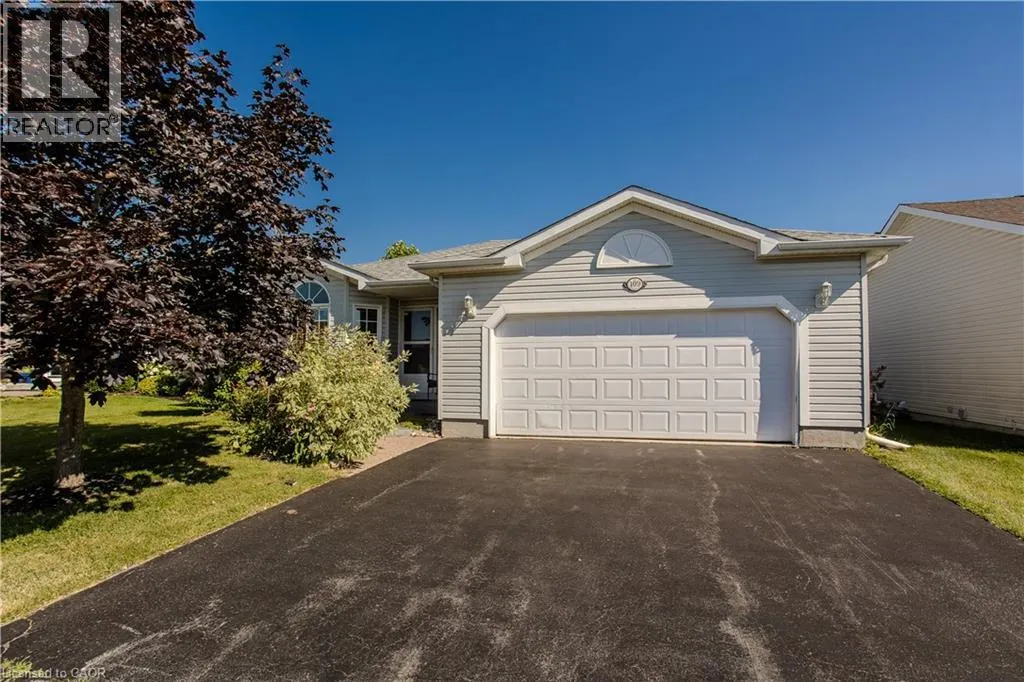 109 EMERALD Court