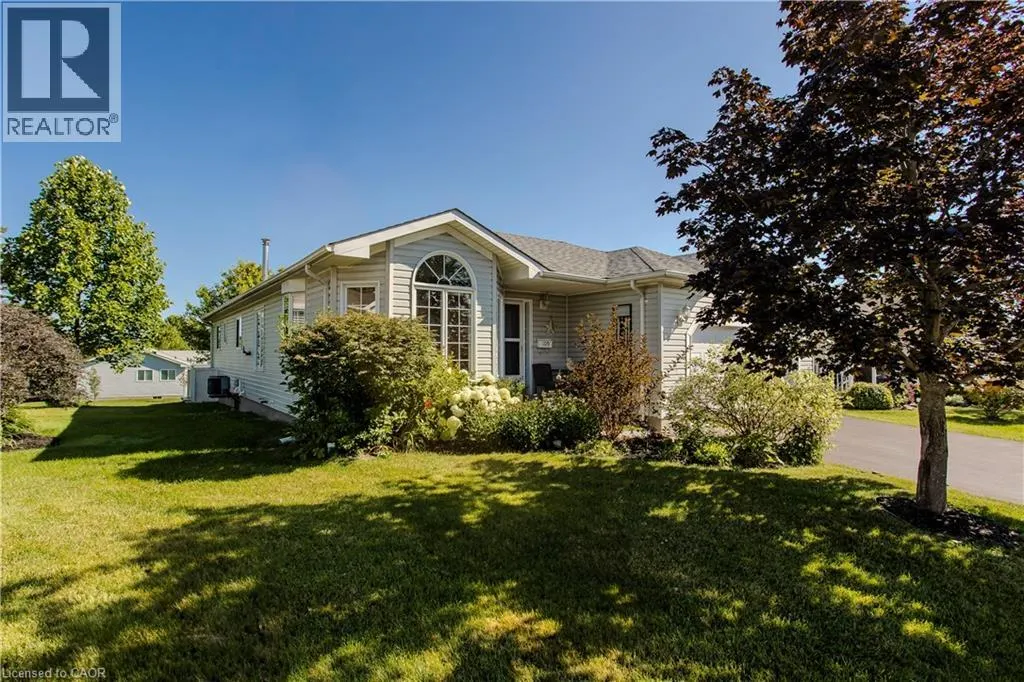 109 EMERALD Court