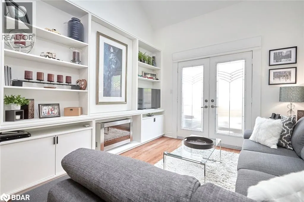 125 HURONIA Road Unit# 11, #11