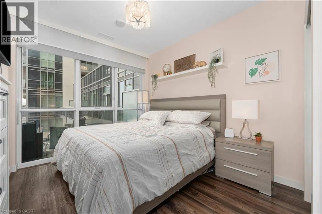 2087 FAIRVIEW Street Unit# 906, #906