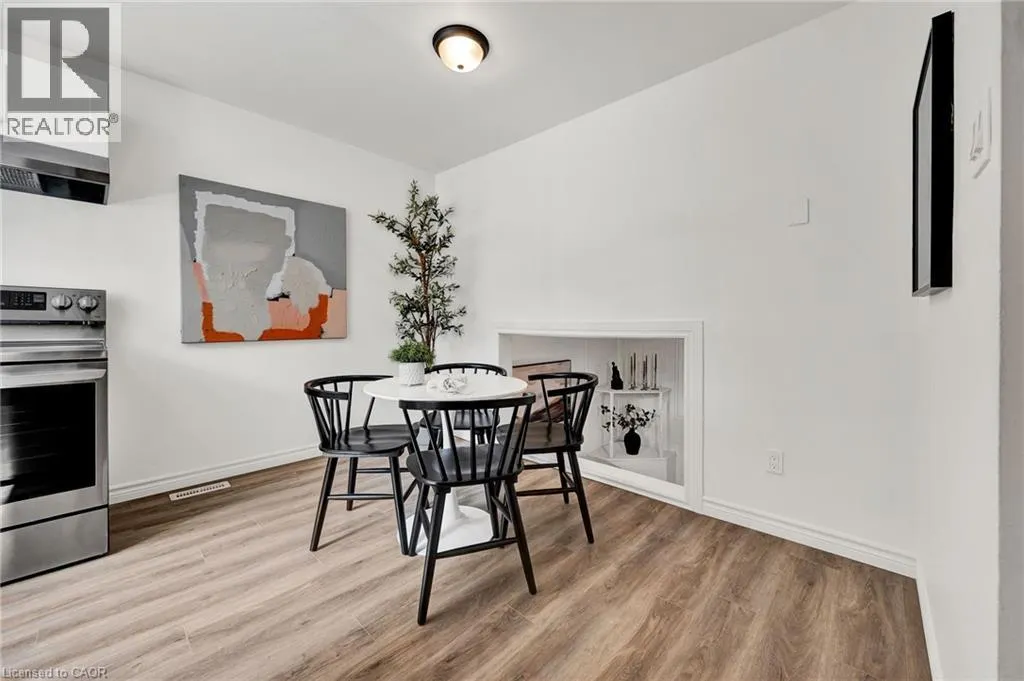 314 BLUEVALE Street N Unit# A, #A