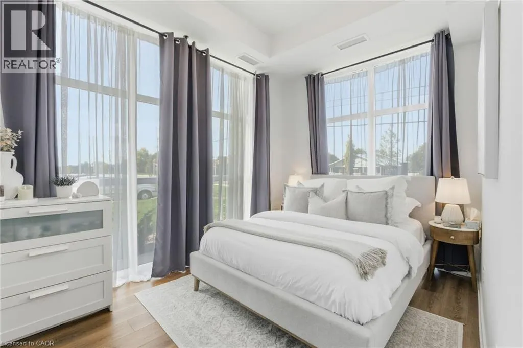 450 DUNDAS Street E Unit# 102, #102