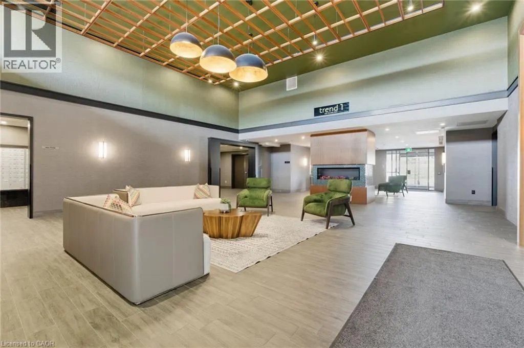 450 DUNDAS Street E Unit# 102, #102