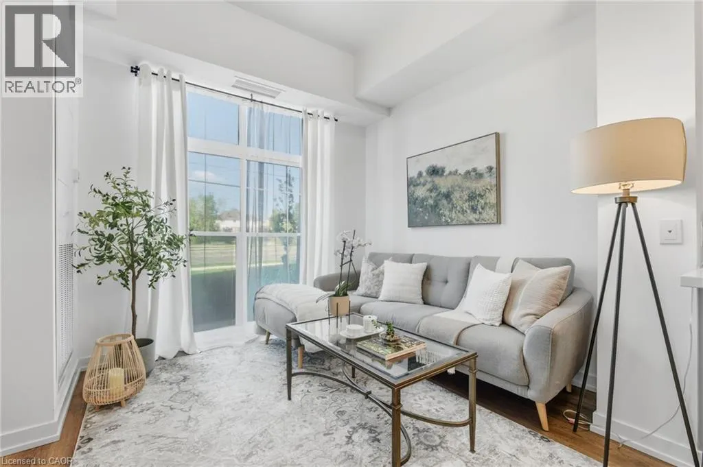 450 DUNDAS Street E Unit# 102, #102