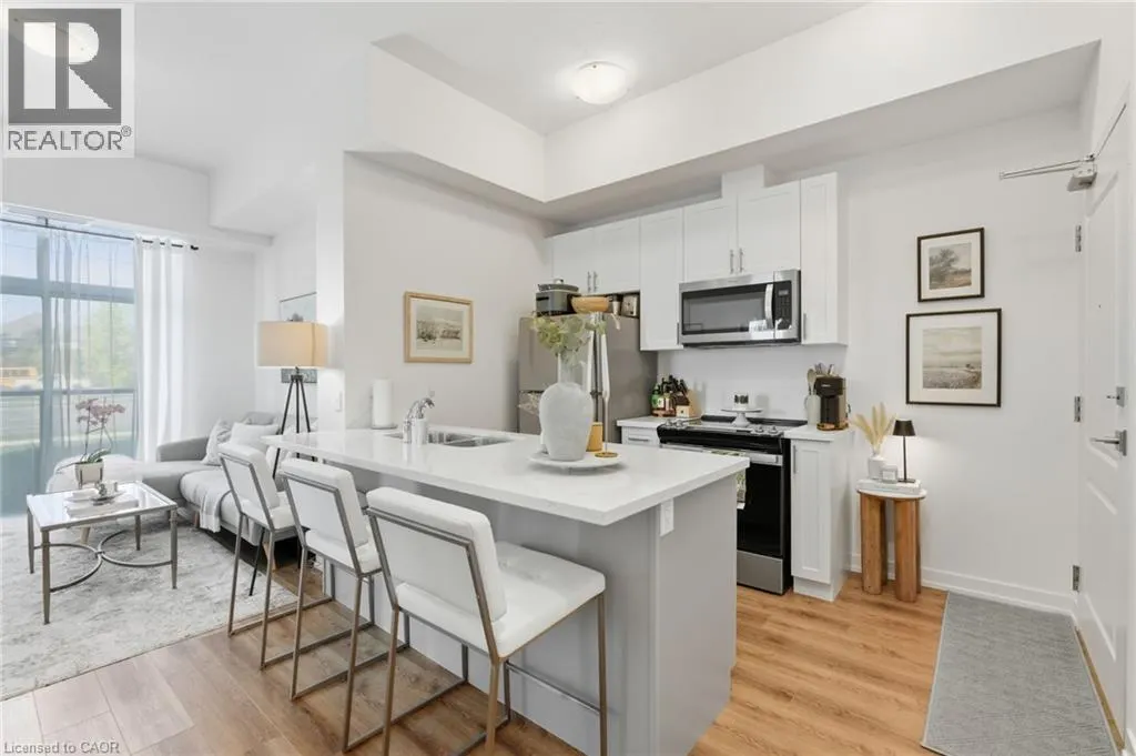 450 DUNDAS Street E Unit# 102, #102