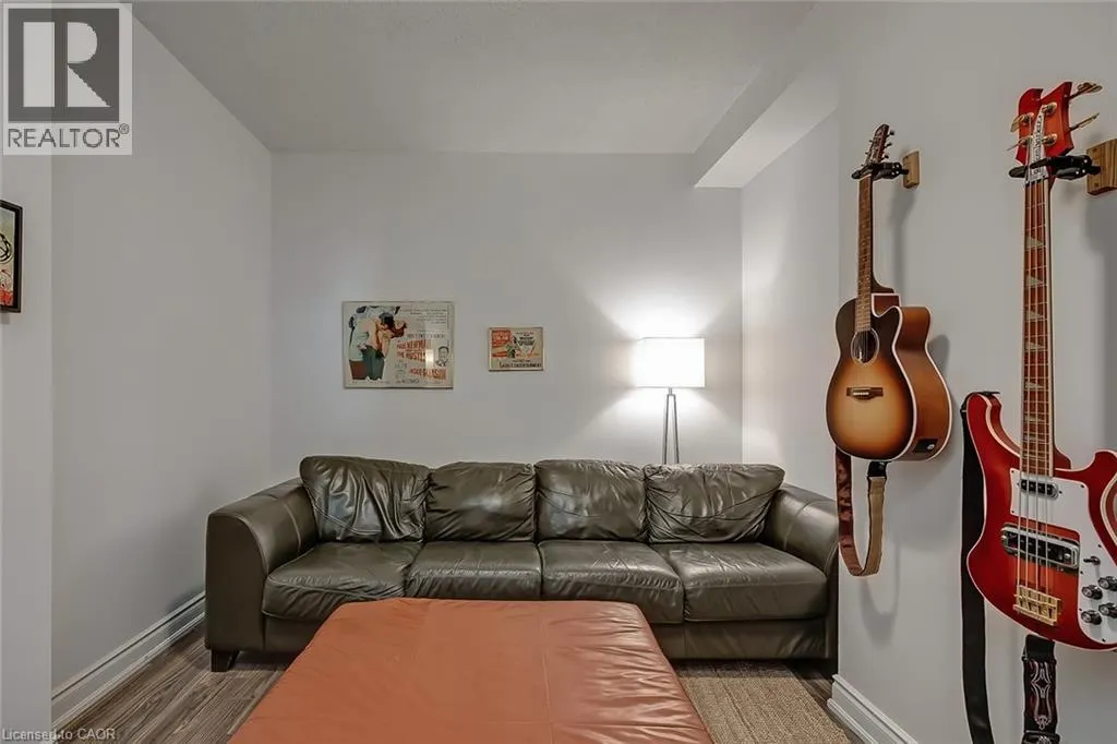 399 ELIZABETH Street Unit# 210, #210