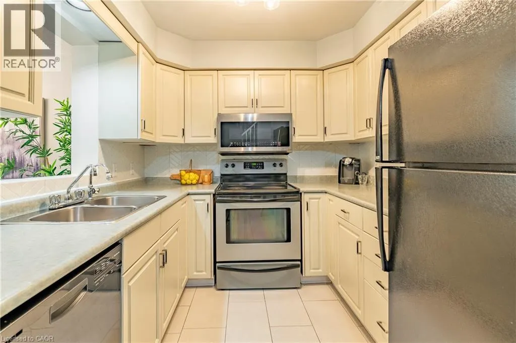 229 BAKER Street Unit# 17, #17