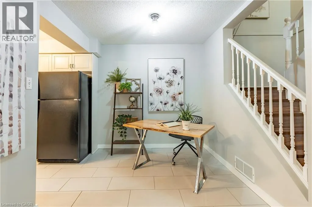 229 BAKER Street Unit# 17, #17