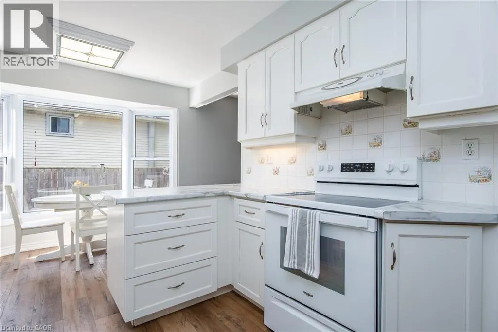 19 KEEWATIN Avenue