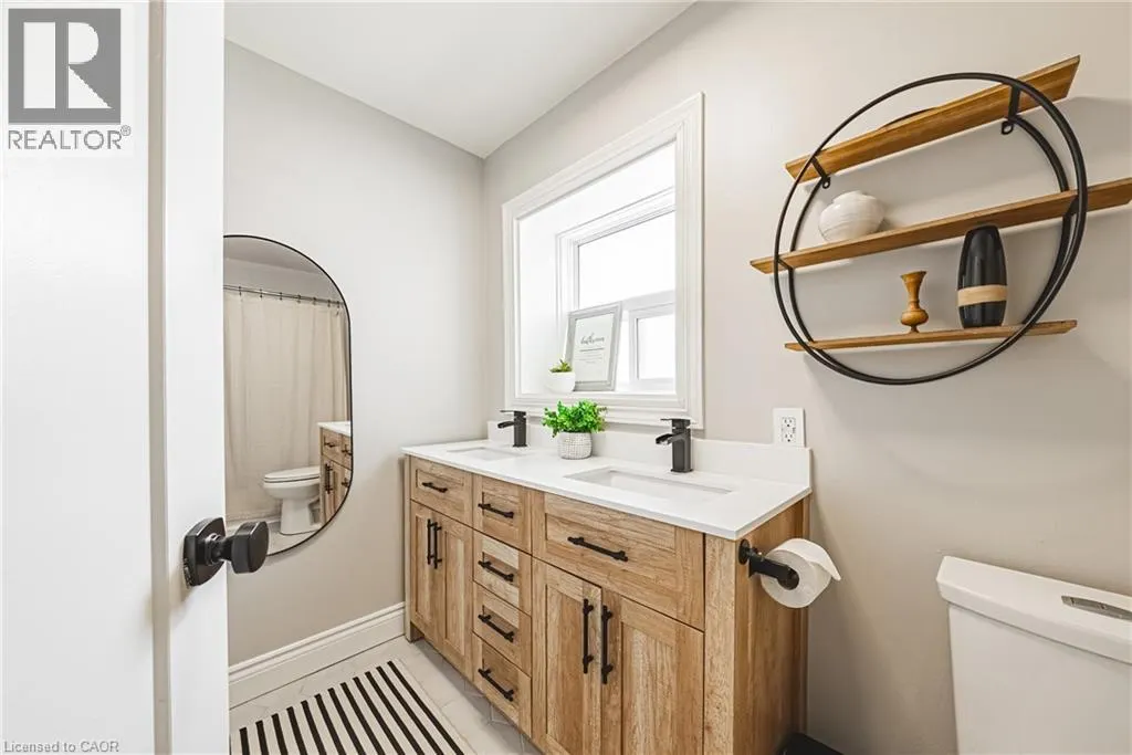 469 CLARIDGE Road Unit# 1, #1