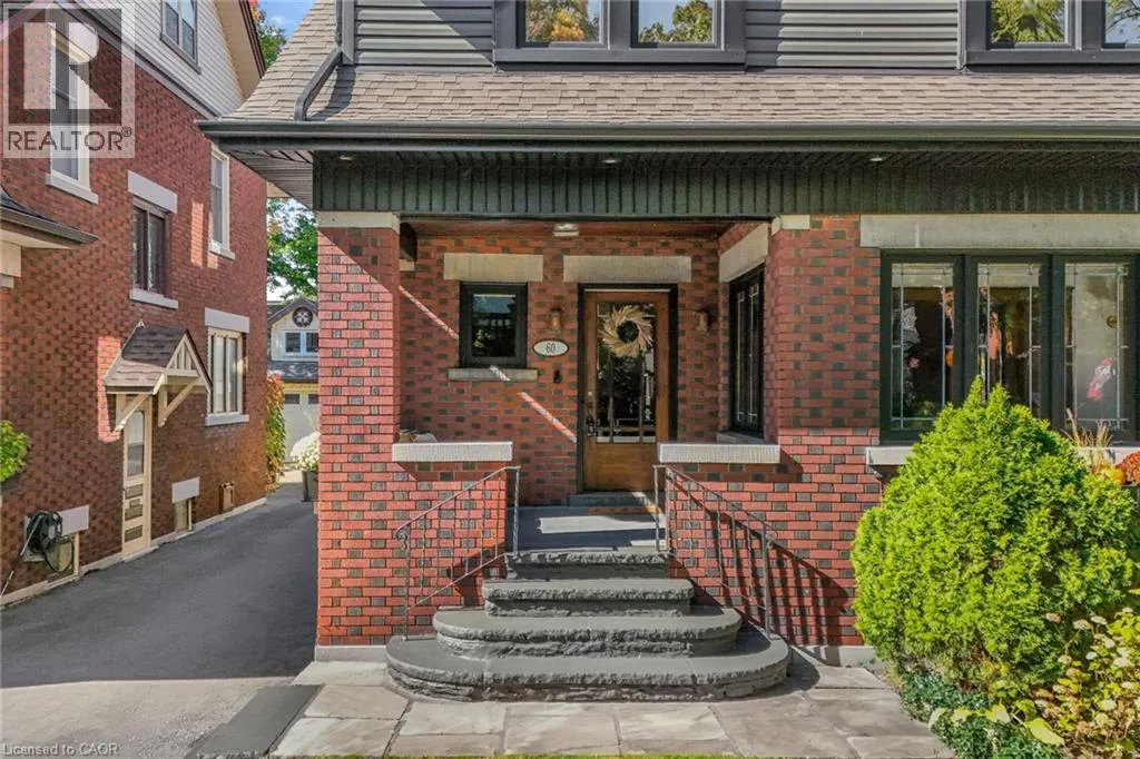 60 HEINS Avenue