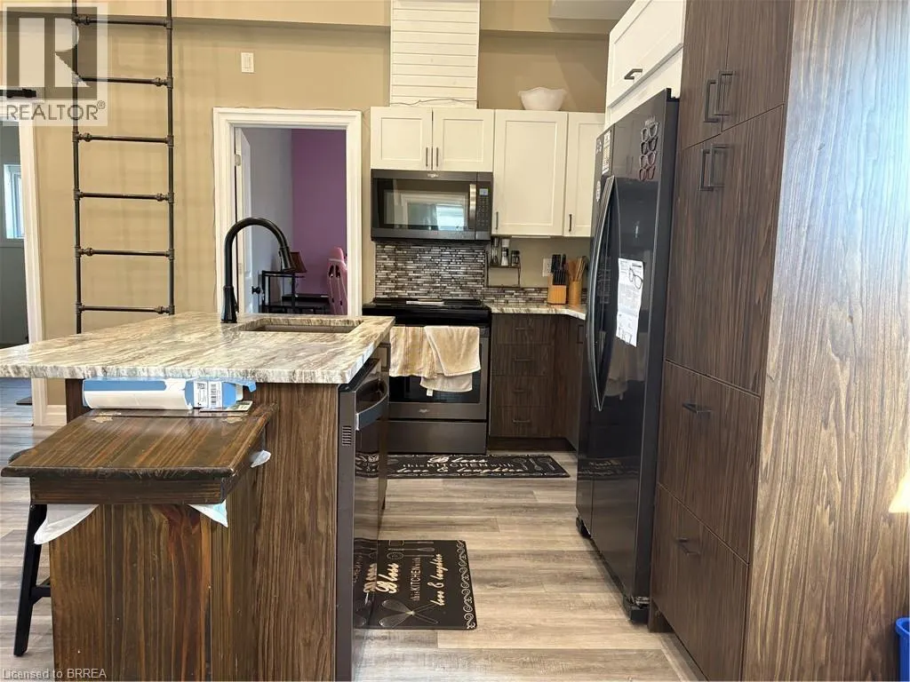 103 GRAND RIVER Avenue Unit# UPPER, #UPPER