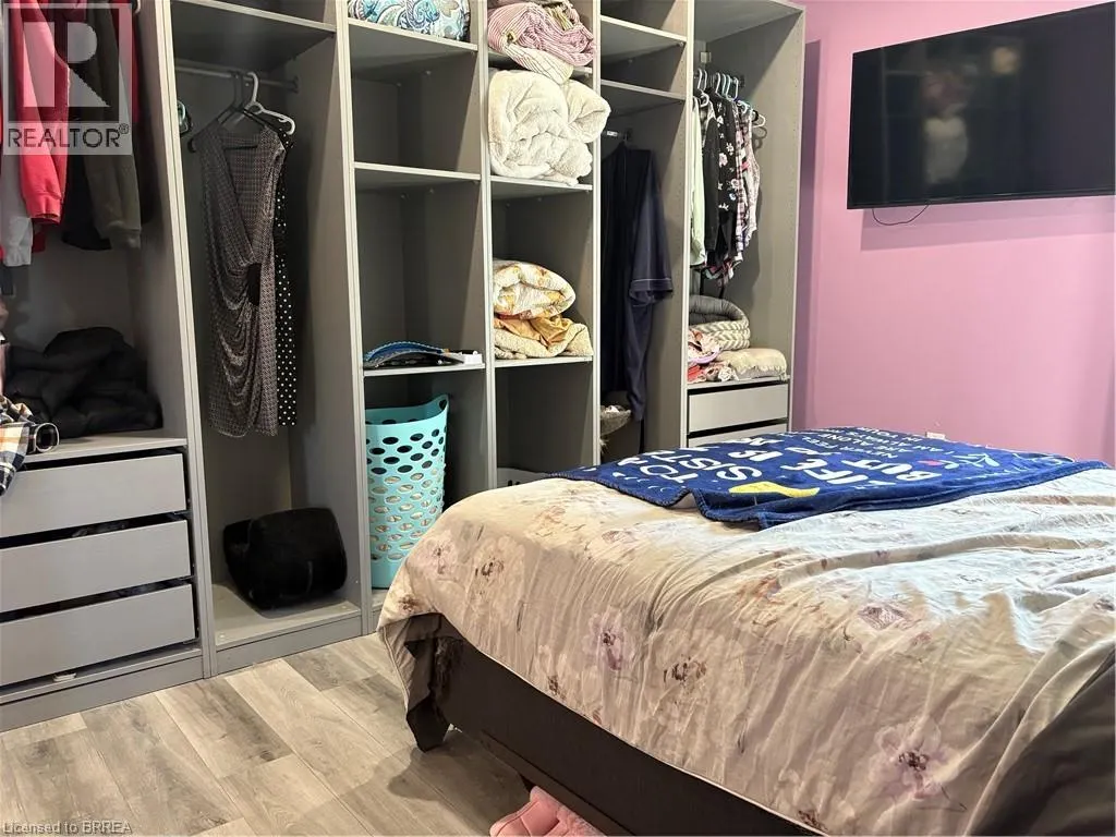103 GRAND RIVER Avenue Unit# UPPER, #UPPER