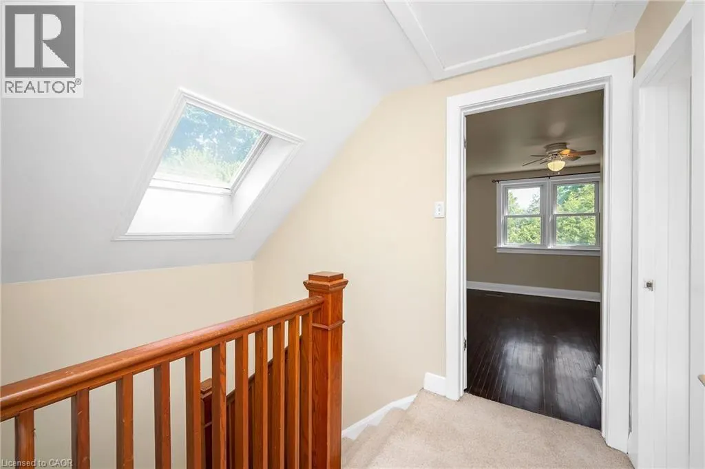 2067 MAPLEWOOD Drive