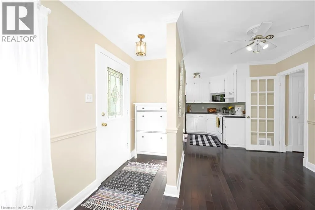 2067 MAPLEWOOD Drive