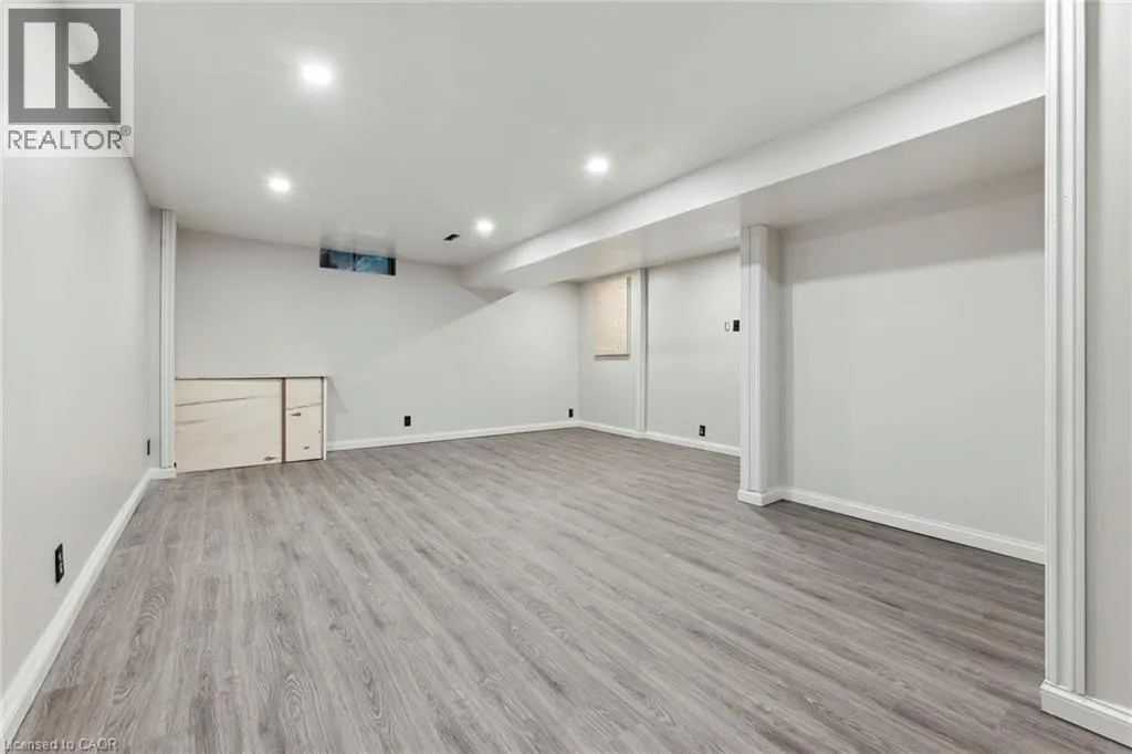 647 BALSAM Crescent