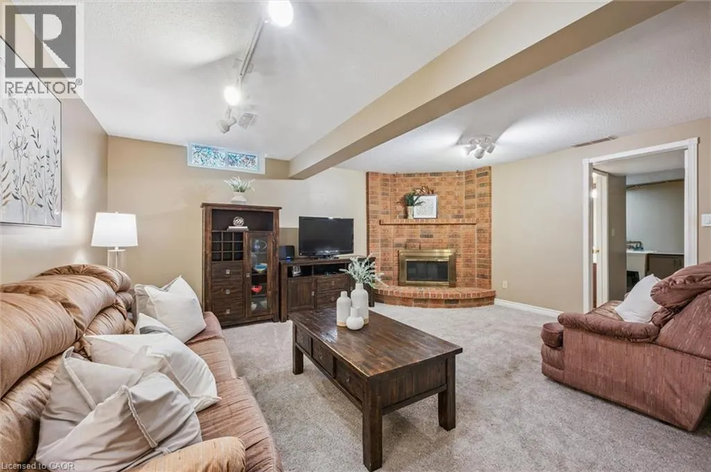 116 ERINBROOK Drive