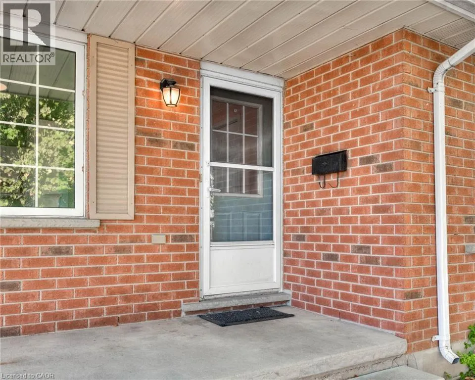 119 KEEWATIN Avenue