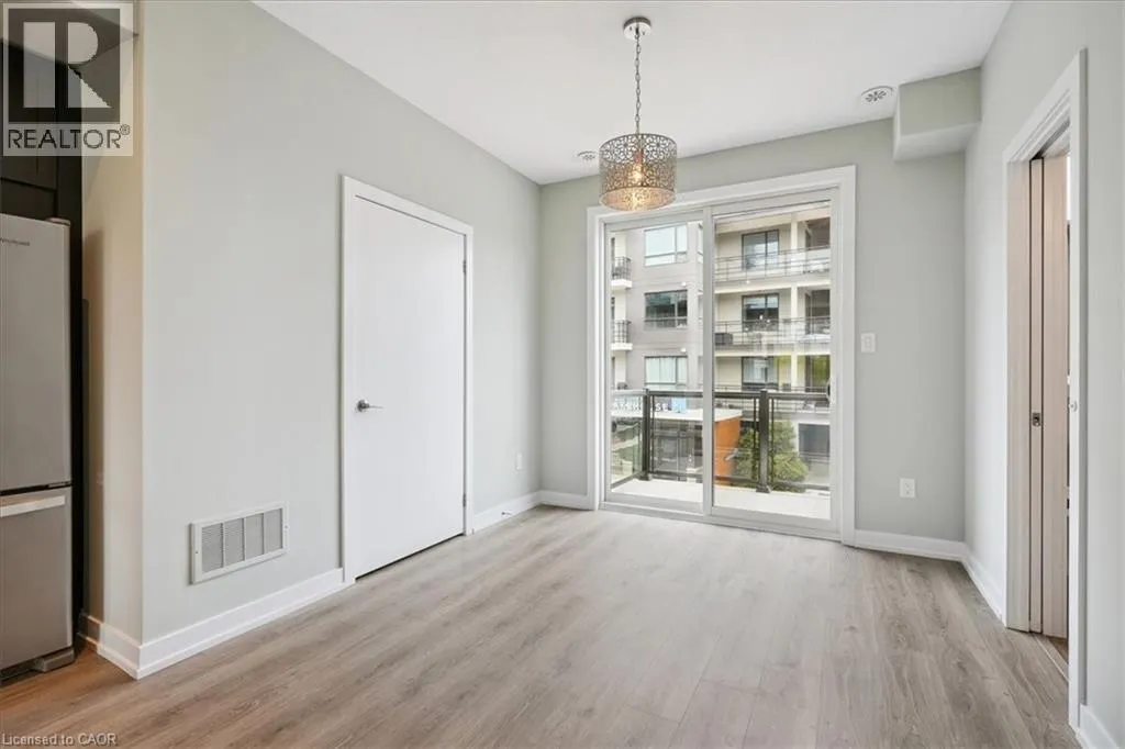 5 ESPLANADE Lane