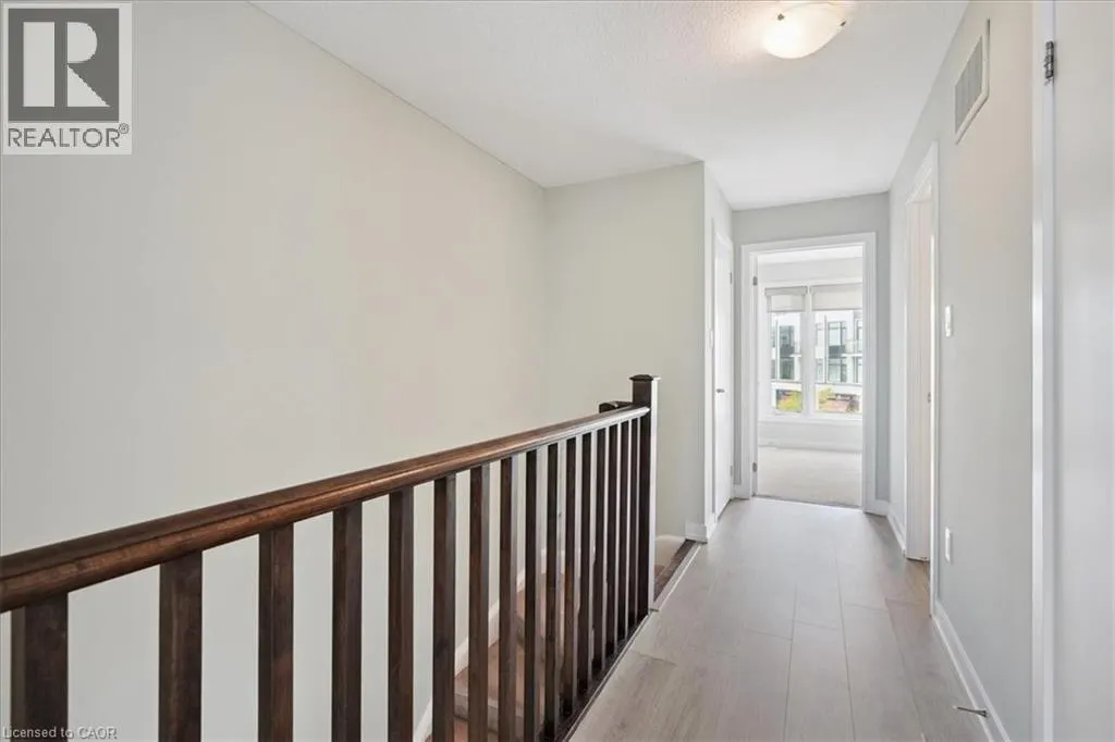 5 ESPLANADE Lane