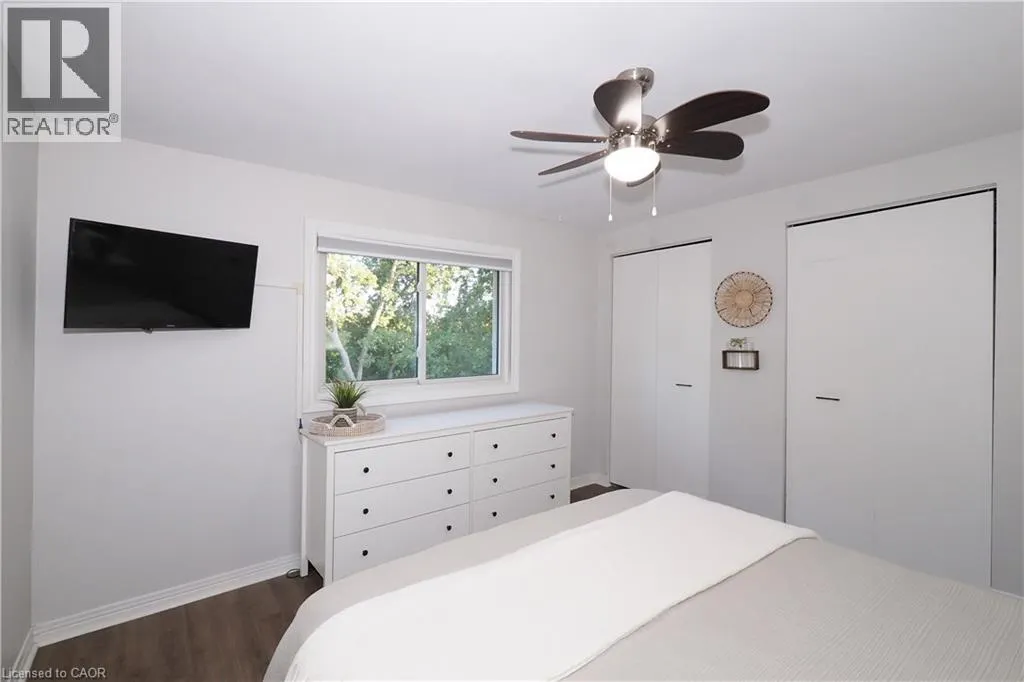 7 CAPRICE Court