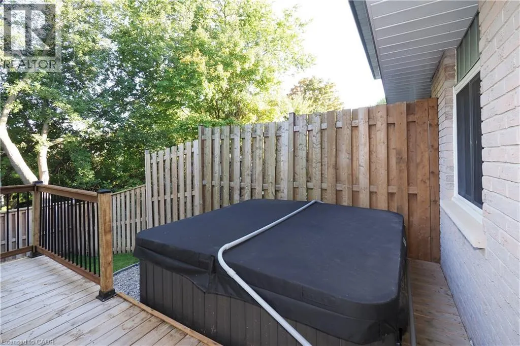 7 CAPRICE Court
