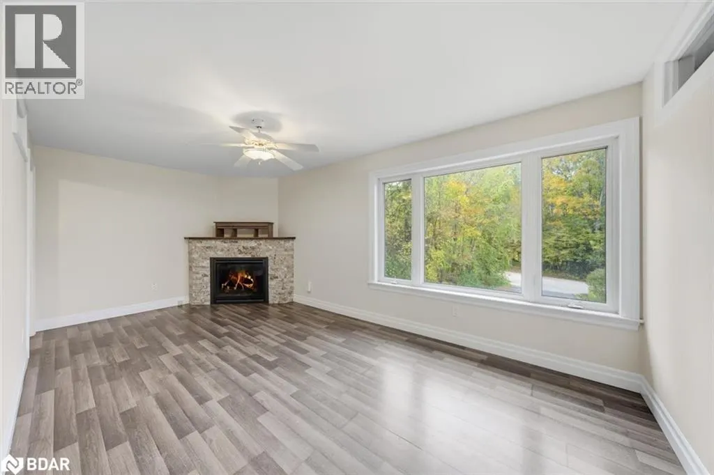 40 ALGONQUIN FOREST Drive