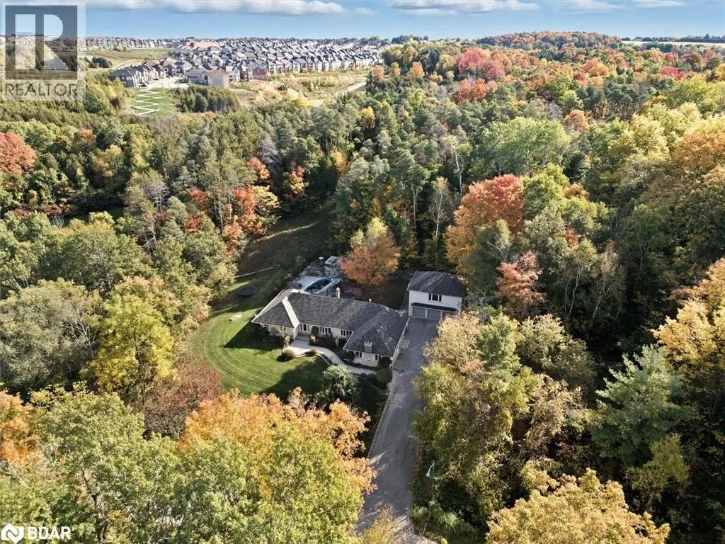 40 ALGONQUIN FOREST Drive