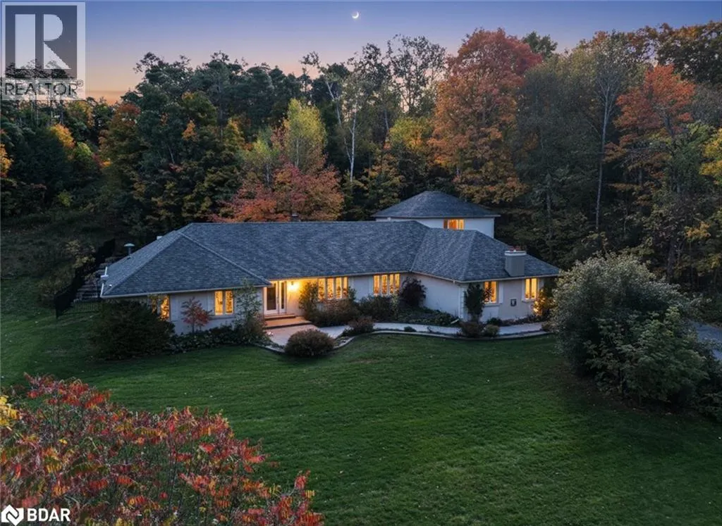 40 ALGONQUIN FOREST Drive